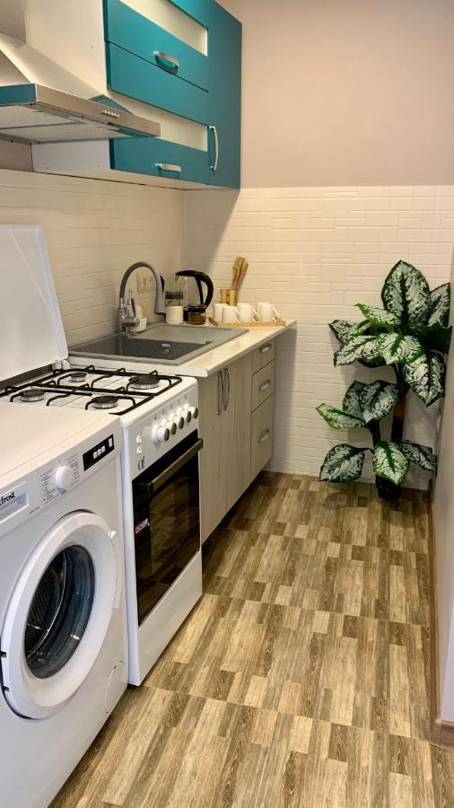 Apartment Mari คูทายสิ ภายนอก รูปภาพ