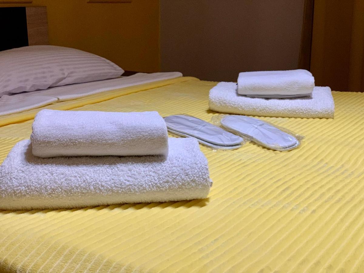 Apartment Mari คูทายสิ ภายนอก รูปภาพ